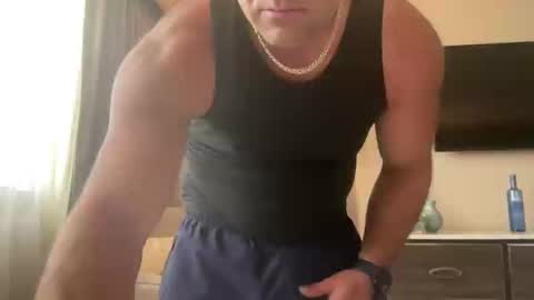 Snapshot of thebuzz777 chatting on 09-30-25, 04:01 theBuzz777 online show from 09-30-25, 04:01