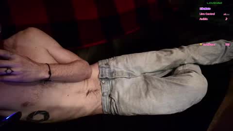 Snapshot of thecarrguyy chatting on 02-09-26, 03:32 Thatcarrguyy online show from 02-09-26, 03:32