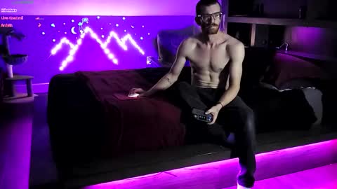 Snapshot of thecarrguyy chatting on 02-24-26, 07:28 Thatcarrguyy online show from 02-24-26, 07:28