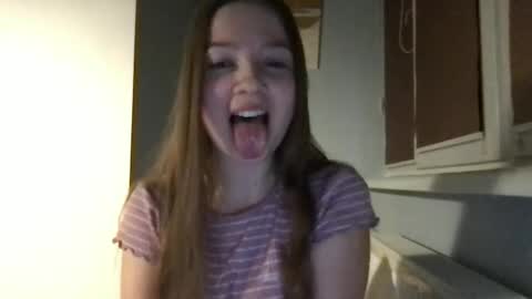 Snapshot of thecrystal chatting on 02-17-25, 08:26 Crystal online show from 02-17-25, 08:26