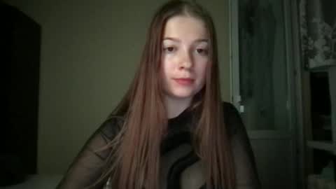 Snapshot of thecrystal chatting on 09-09-25, 06:18 Crystal online show from 09-09-25, 06:18