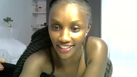 SWEET FREAKY DOLL online show from 10-28-25, 09:35