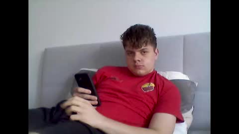 Snapshot of thecuteguy144949 chatting on 02-01-25, 08:50 thecuteguy144949 online show from 02-01-25, 08:50