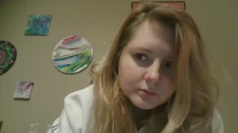 Snapshot of thedancingalien chatting on 01-05-25, 04:04 Kassandra Grant online show from 01-05-25, 04:04