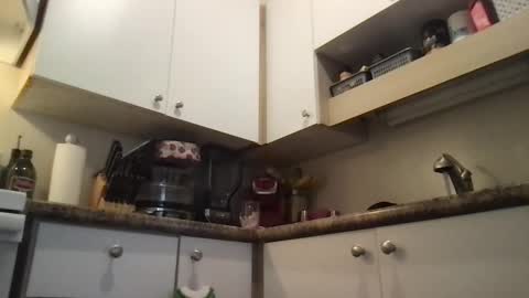 Masked Milf Christina online show from 10-25-25, 04:57