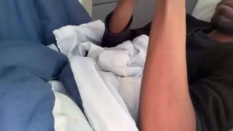 Snapshot of theeshooterr chatting on 12-04-24, 02:15 theeshooterr online show from 12-04-24, 02:15