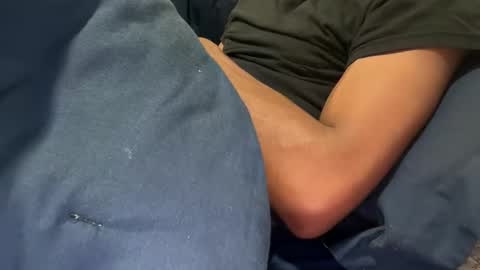 Snapshot of theeshooterr chatting on 12-17-24, 07:18 theeshooterr online show from 12-17-24, 07:18