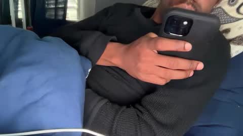 Snapshot of theeshooterr chatting on 12-24-24, 04:19 theeshooterr online show from 12-24-24, 04:19