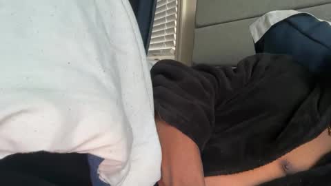 Snapshot of theeshooterr chatting on 12-31-24, 12:36 theeshooterr online show from 12-31-24, 12:36