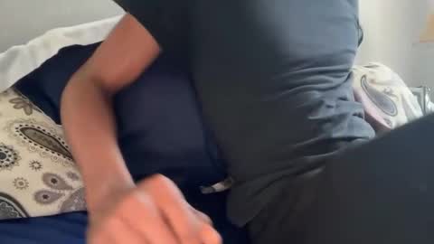 Snapshot of theeshooterr chatting on 01-02-25, 06:01 theeshooterr online show from 01-02-25, 06:01