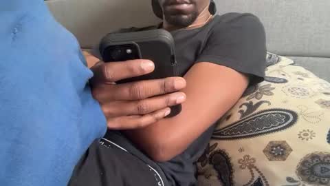 Snapshot of theeshooterr chatting on 01-08-25, 02:03 theeshooterr online show from 01-08-25, 02:03