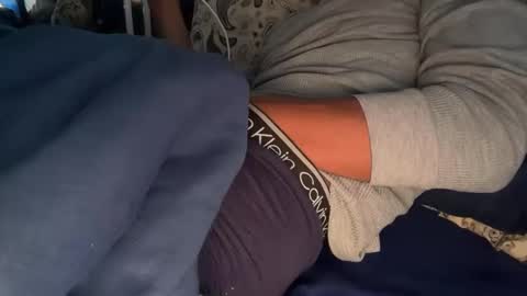 Snapshot of theeshooterr chatting on 01-10-25, 03:37 theeshooterr online show from 01-10-25, 03:37