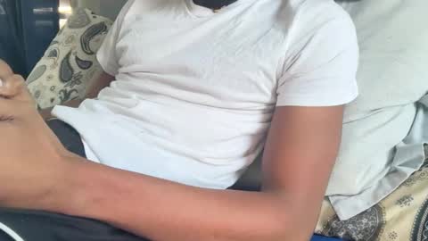 Snapshot of theeshooterr chatting on 01-13-25, 08:48 theeshooterr online show from 01-13-25, 08:48