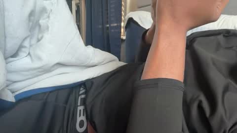 Snapshot of theeshooterr chatting on 01-17-25, 04:04 theeshooterr online show from 01-17-25, 04:04