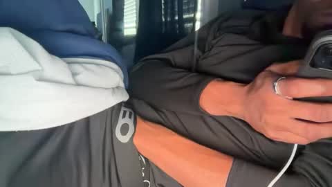 Snapshot of theeshooterr chatting on 01-19-25, 03:10 theeshooterr online show from 01-19-25, 03:10