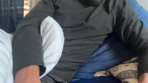 Snapshot of theeshooterr chatting on 01-25-25, 04:03 theeshooterr online show from 01-25-25, 04:03