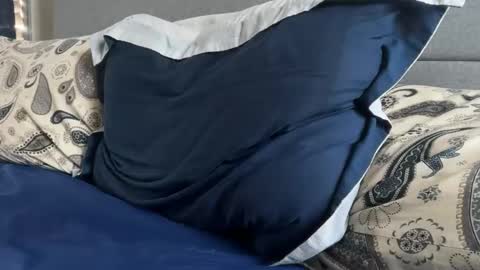 Snapshot of theeshooterr chatting on 02-03-25, 07:31 theeshooterr online show from 02-03-25, 07:31