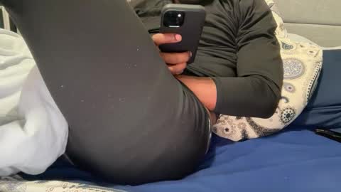 Snapshot of theeshooterr chatting on 02-04-25, 10:55 theeshooterr online show from 02-04-25, 10:55