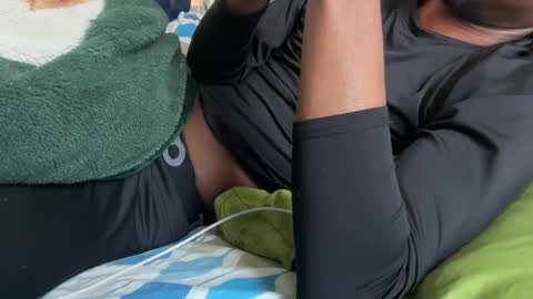 Snapshot of theeshooterr chatting on 02-18-25, 07:19 theeshooterr online show from 02-18-25, 07:19