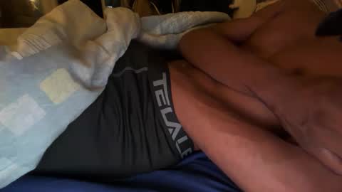 Snapshot of theeshooterr chatting on 09-09-25, 09:53 theeshooterr online show from 09-09-25, 09:53