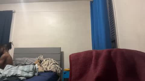 Snapshot of theeshooterr chatting on 09-21-25, 06:48 theeshooterr online show from 09-21-25, 06:48