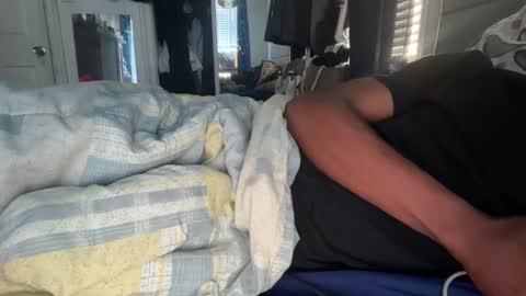 Snapshot of theeshooterr chatting on 10-01-25, 05:08 theeshooterr online show from 10-01-25, 05:08