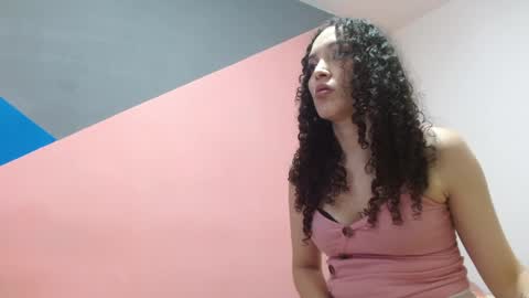 Snapshot of thefockers69 chatting on 01-06-25, 06:47 Eros y Psique online show from 01-06-25, 06:47