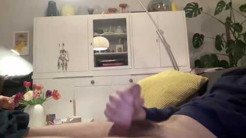 thegermanguy81 online show from 03-04-25, 10:27