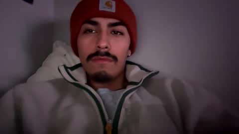 Snapshot of theglorious2002 chatting on 11-04-25, 06:01 theglorious2002 online show from 11-04-25, 06:01