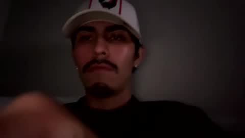 Snapshot of theglorious2002 chatting on 11-29-25, 02:20 theglorious2002 online show from 11-29-25, 02:20