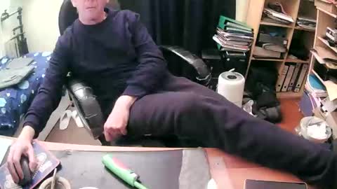 paul online show from 11-25-25, 07:03