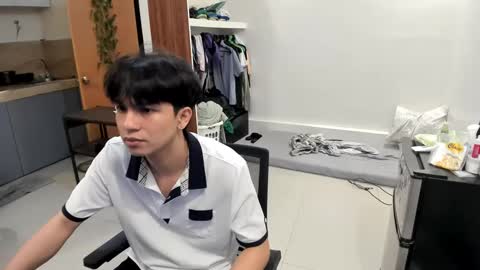 Green online show from 12-21-24, 07:27