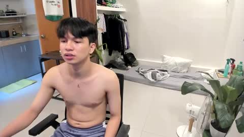 Green online show from 01-24-25, 05:10