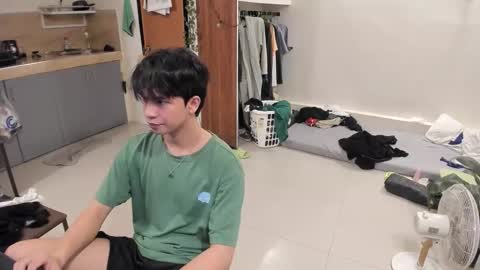 Green online show from 10-15-25, 08:20