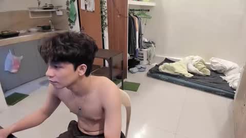 Green online show from 11-11-25, 08:14