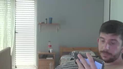 Snapshot of thehamlaaa chatting on 09-15-25, 12:27 thehamlaaa online show from 09-15-25, 12:27