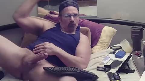 Snapshot of thehotlantaman chatting on 12-16-24, 02:04 thehotlantaman online show from 12-16-24, 02:04