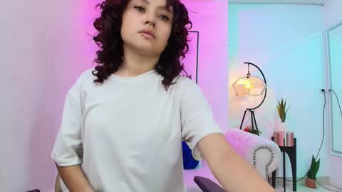 Theia  online show from 12-22-24, 12:38