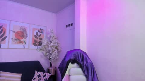 Theia  online show from 03-02-25, 04:17