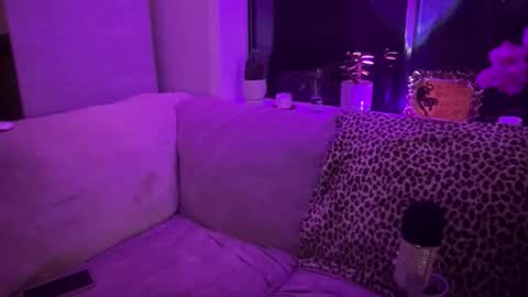 thejadeempress777 online show from 10-19-25, 04:35