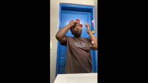 Snapshot of thejaderavixen chatting on 12-20-25, 09:00 Jadera online show from 12-20-25, 09:00