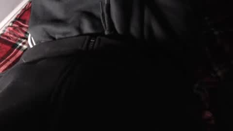 Snapshot of thejerk1974 chatting on 01-04-25, 06:51 Liam online show from 01-04-25, 06:51