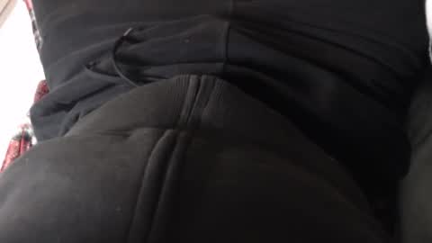 Snapshot of thejerk1974 chatting on 11-03-25, 05:25 Liam online show from 11-03-25, 05:25