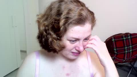 Snapshot of theladysblush chatting on 01-24-25, 06:03 Ella online show from 01-24-25, 06:03