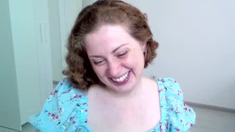 Snapshot of theladysblush chatting on 02-15-25, 08:00 Ella online show from 02-15-25, 08:00