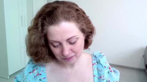 Snapshot of theladysblush chatting on 02-27-25, 08:06 Ella online show from 02-27-25, 08:06
