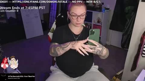 Lilith Jane online show from 10-14-25, 12:44