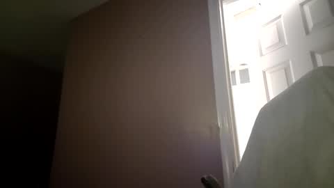 Snapshot of themadhatter710 chatting on 02-14-25, 06:34 Frank online show from 02-14-25, 06:34