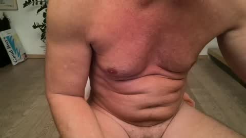 Snapshot of themanofyourdreams69 chatting on 01-15-25, 06:40 themanofyourdreams69 online show from 01-15-25, 06:40