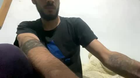 Snapshot of themarttinguyyy chatting on 09-24-25, 01:53 themarttinguyyy online show from 09-24-25, 01:53